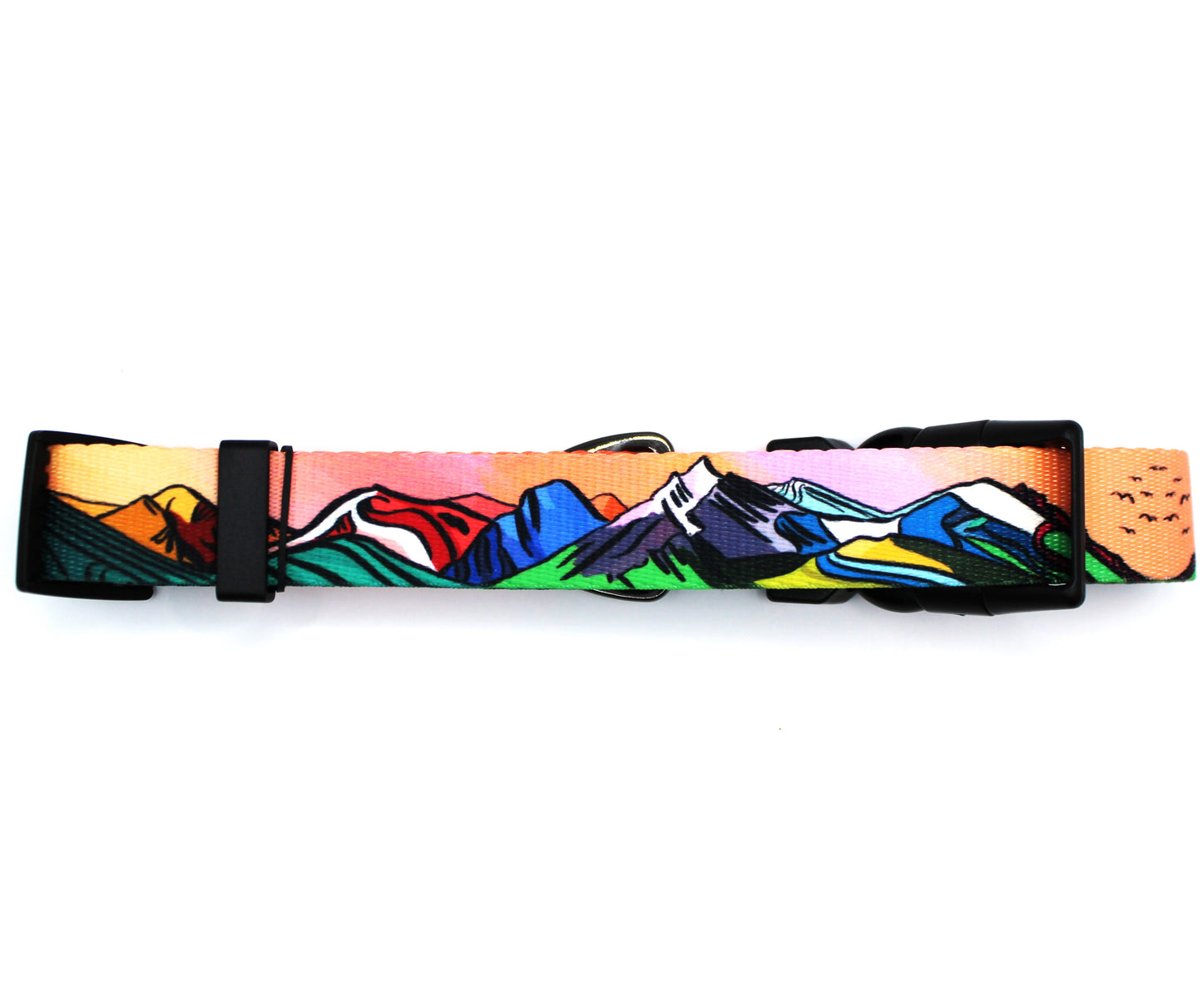 Colorful graphic belt with mountain design