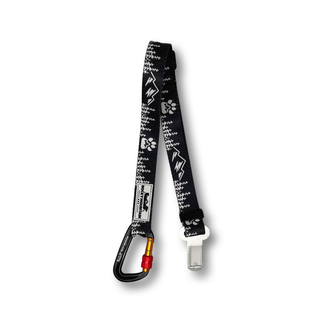Black and white pet seatbelt with carabiner clip